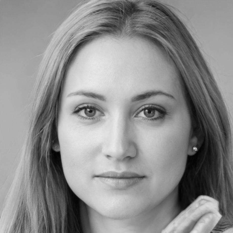 Portret Weroniki Dąbrowskiej - Koordynatorki projektów